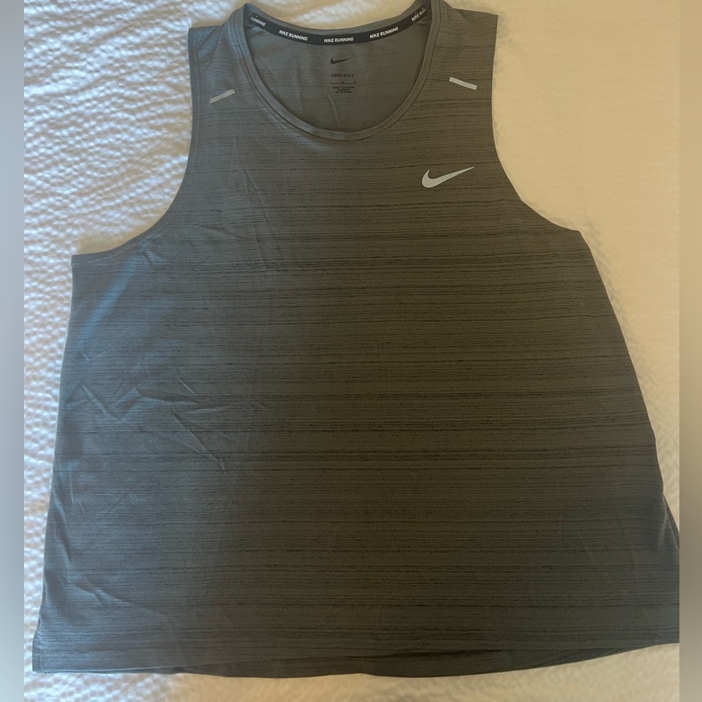 Men’s Nike running tank top